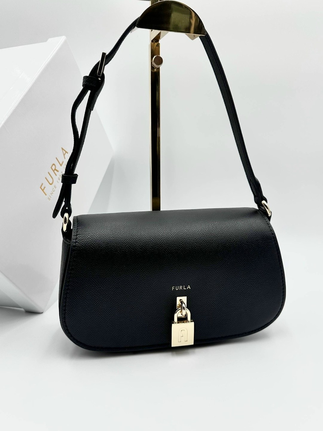 сумка furla,сумка женская furla,сумки через плечо furla,сумки фурла,сумка на плечо furla