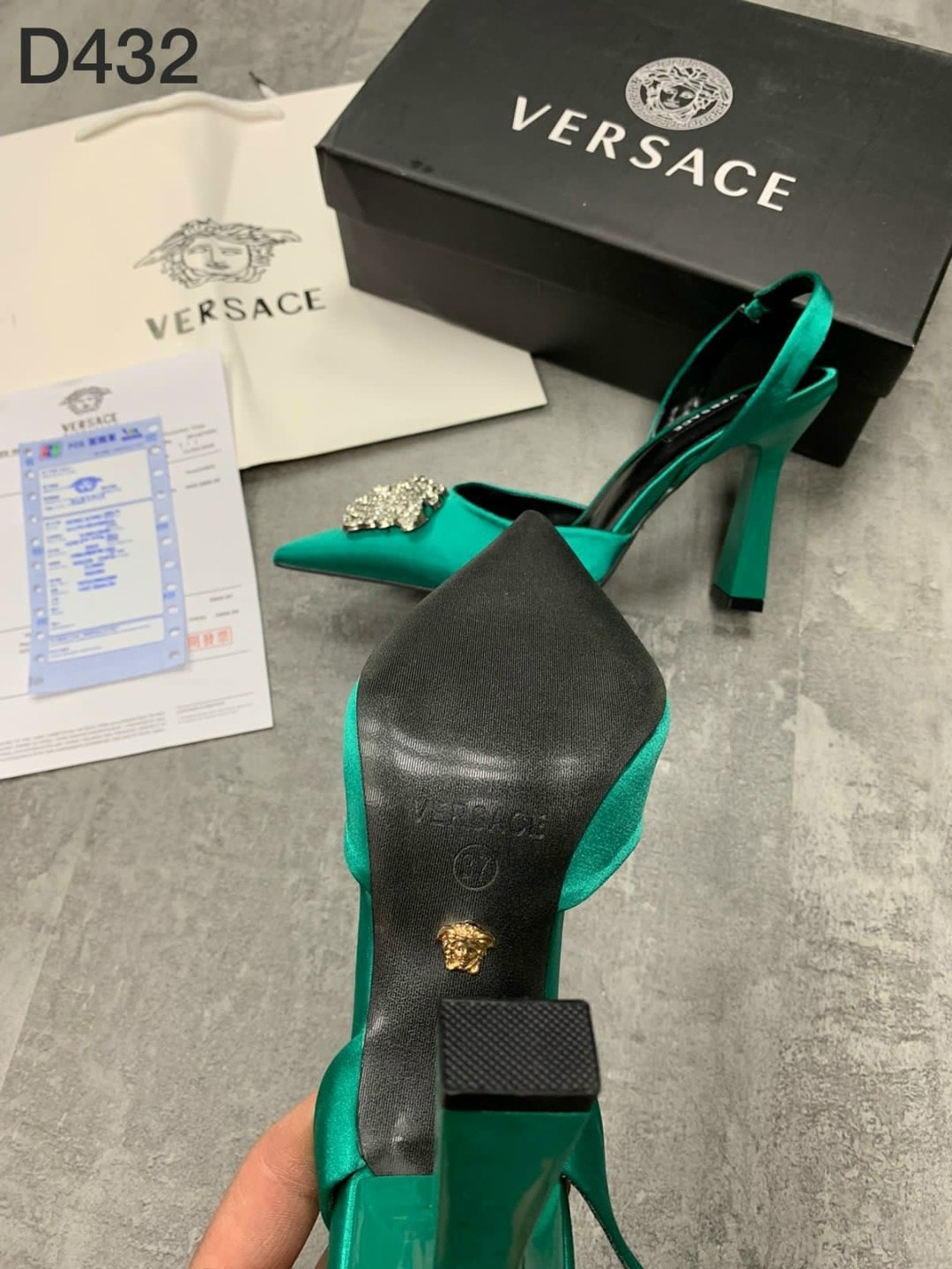 versace туфли,босоножки versace,туфли версаче 2026,туфли версаче зеленые,босоножки версаче зеленые