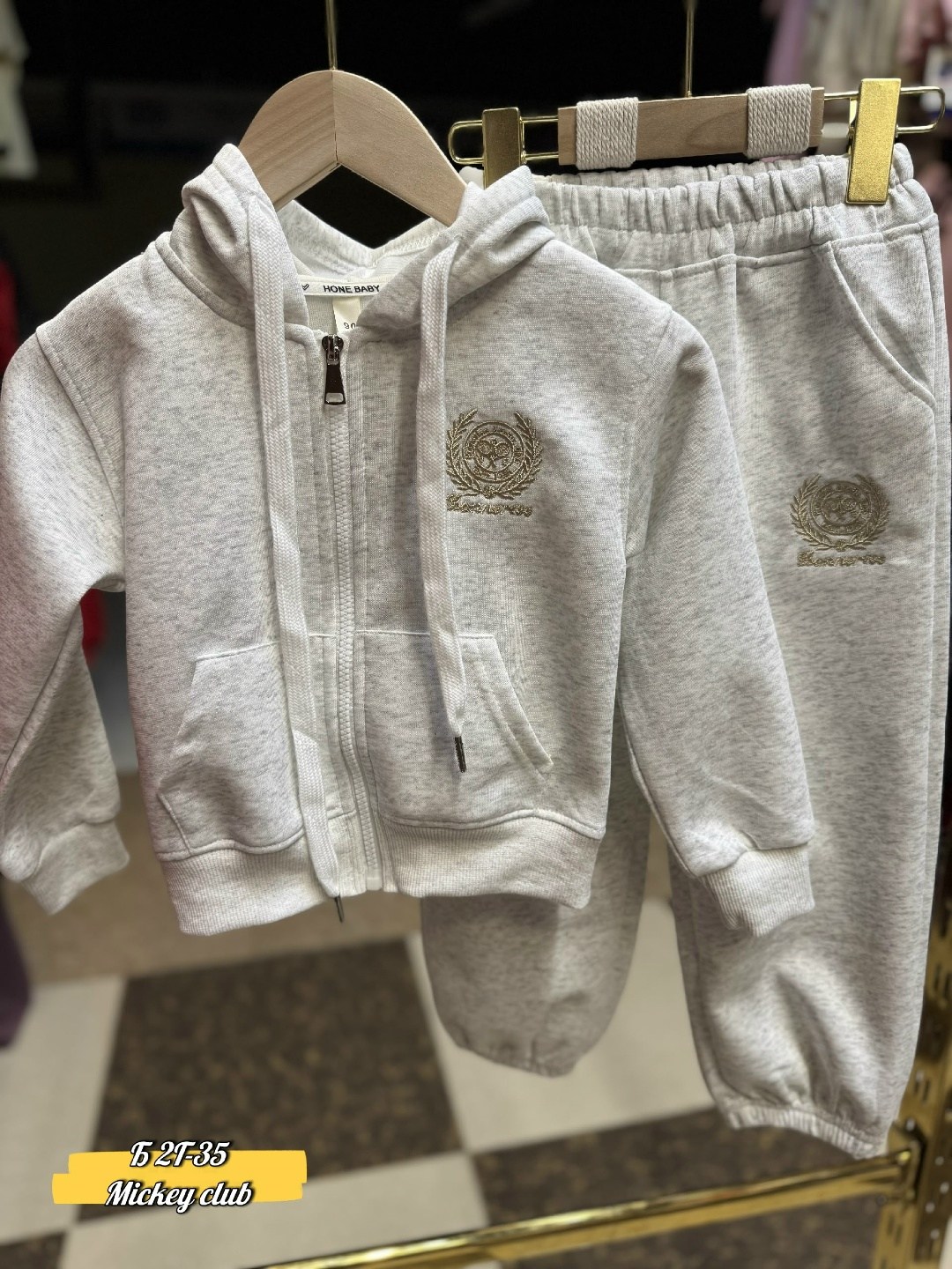 костюм детский,костюм на флисе,велюровые спортивные детские костюмы,детские костюмы,спортивные костюмы на флисе