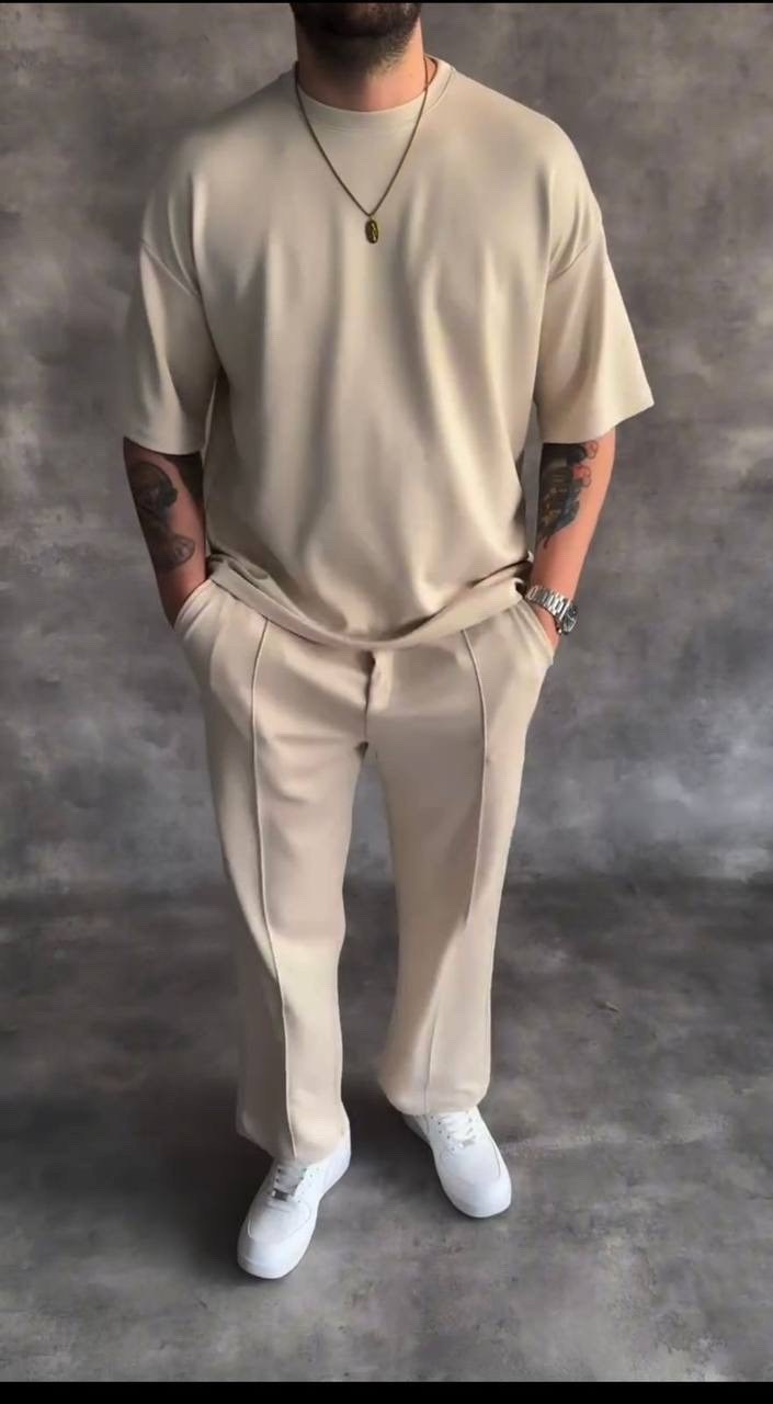 костюм мужской,костюм с футболкой и брюками,мужские спортивные костюмы,спортивные костюм,костюм