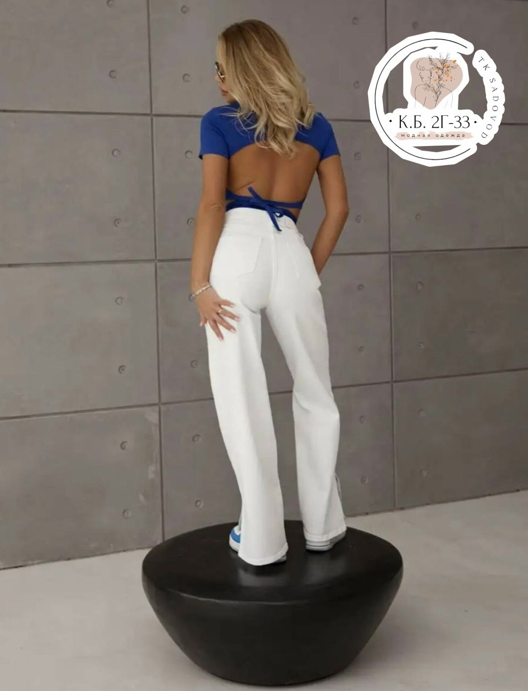 белые джинсы клеш,белые джинсы,джинсы женские белые,женские джинсы,джинсы брюки