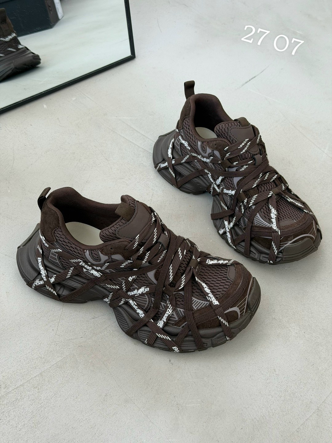 кроссовки 3xl extreme lace массивные на шнуровке balenciaga,кроссовки balenciaga,женские кроссовки balenciaga,кроссовки balenciaga 3 xl,кроссовки