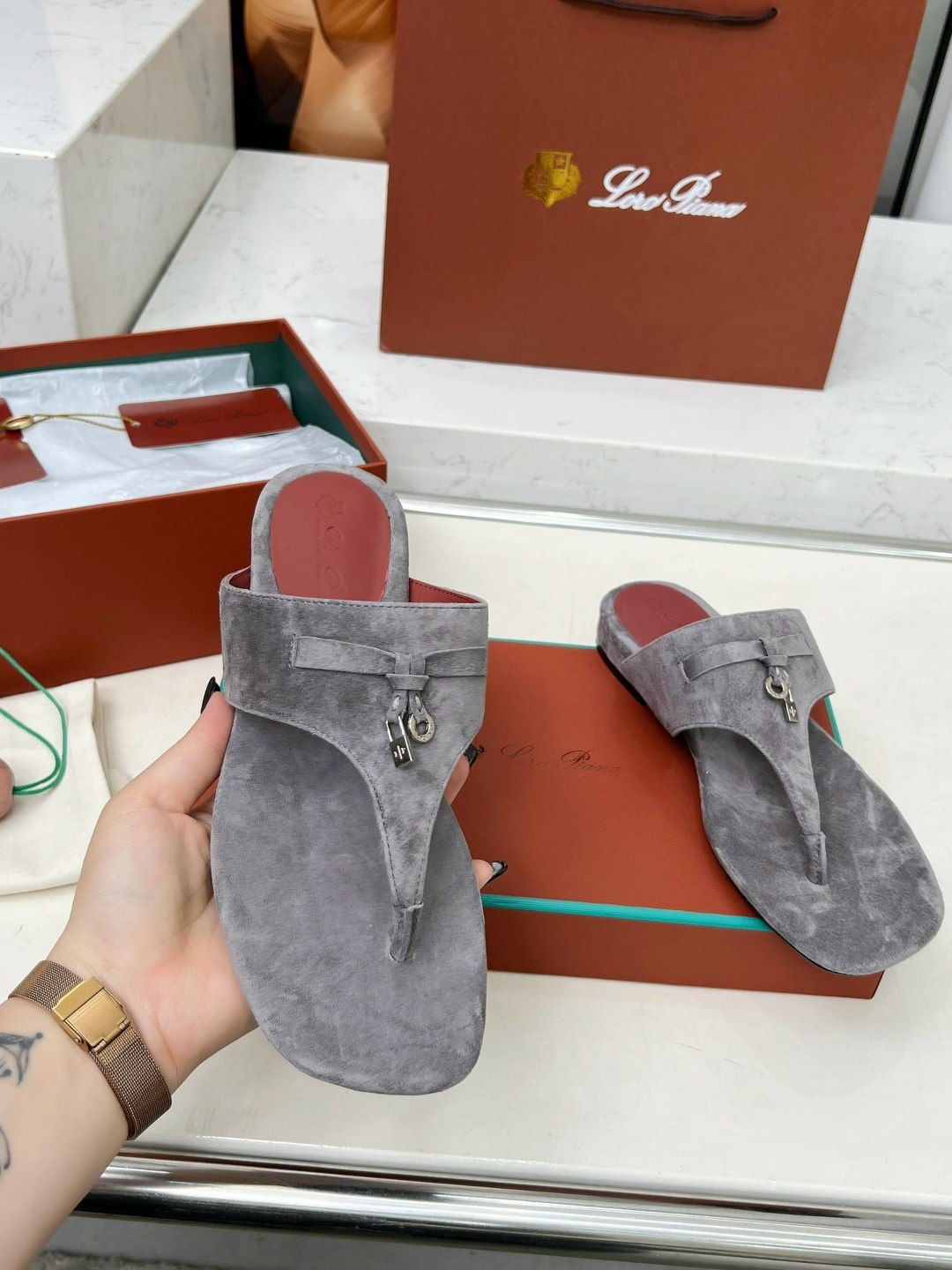 ,женские сандалии,женские шлепанцы,модная женская ,шлепанцы premium