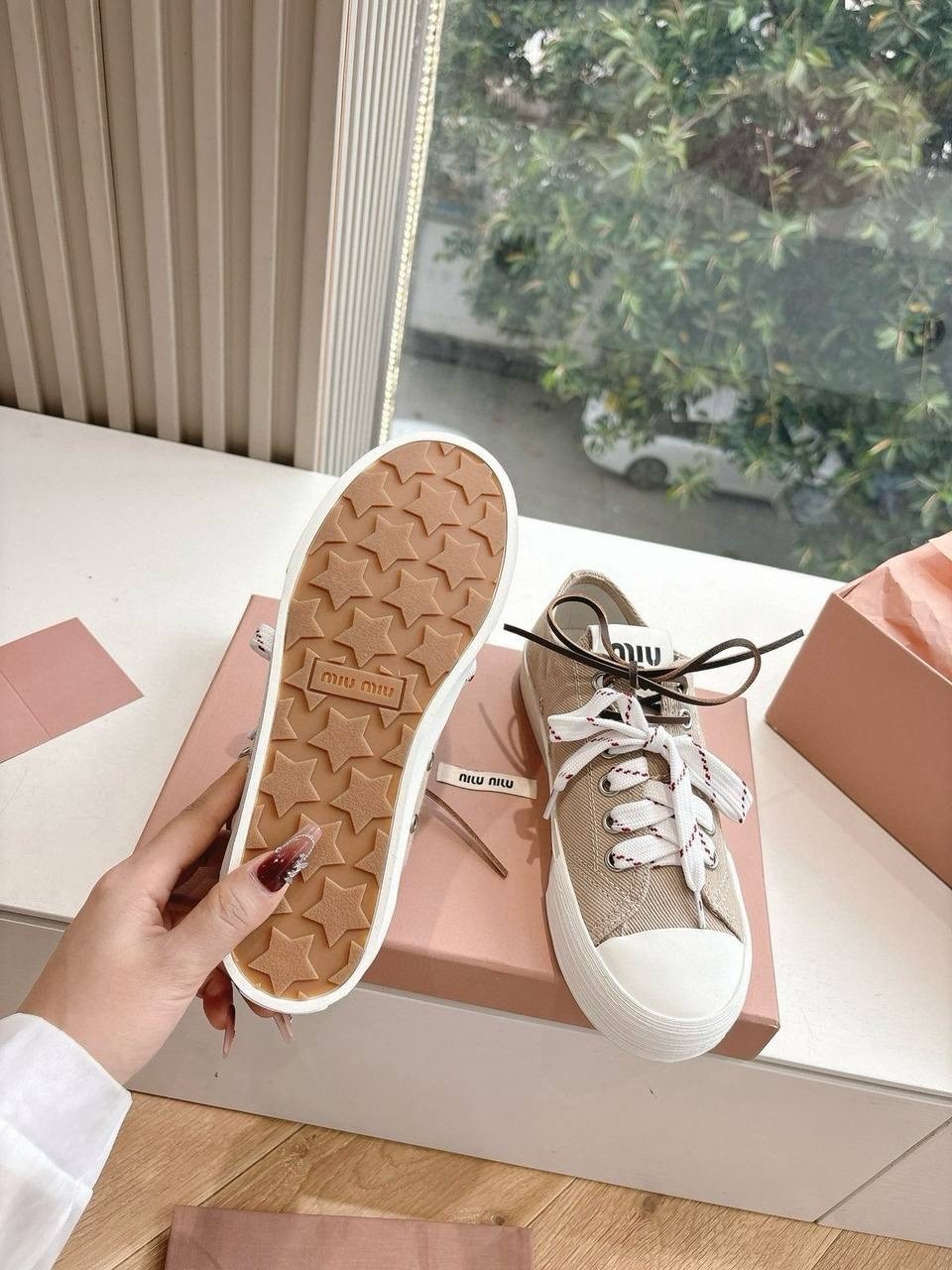 ,женские кроссовки miu miu,женские кеды miu miu,женские кеды dior,кеды miu miu