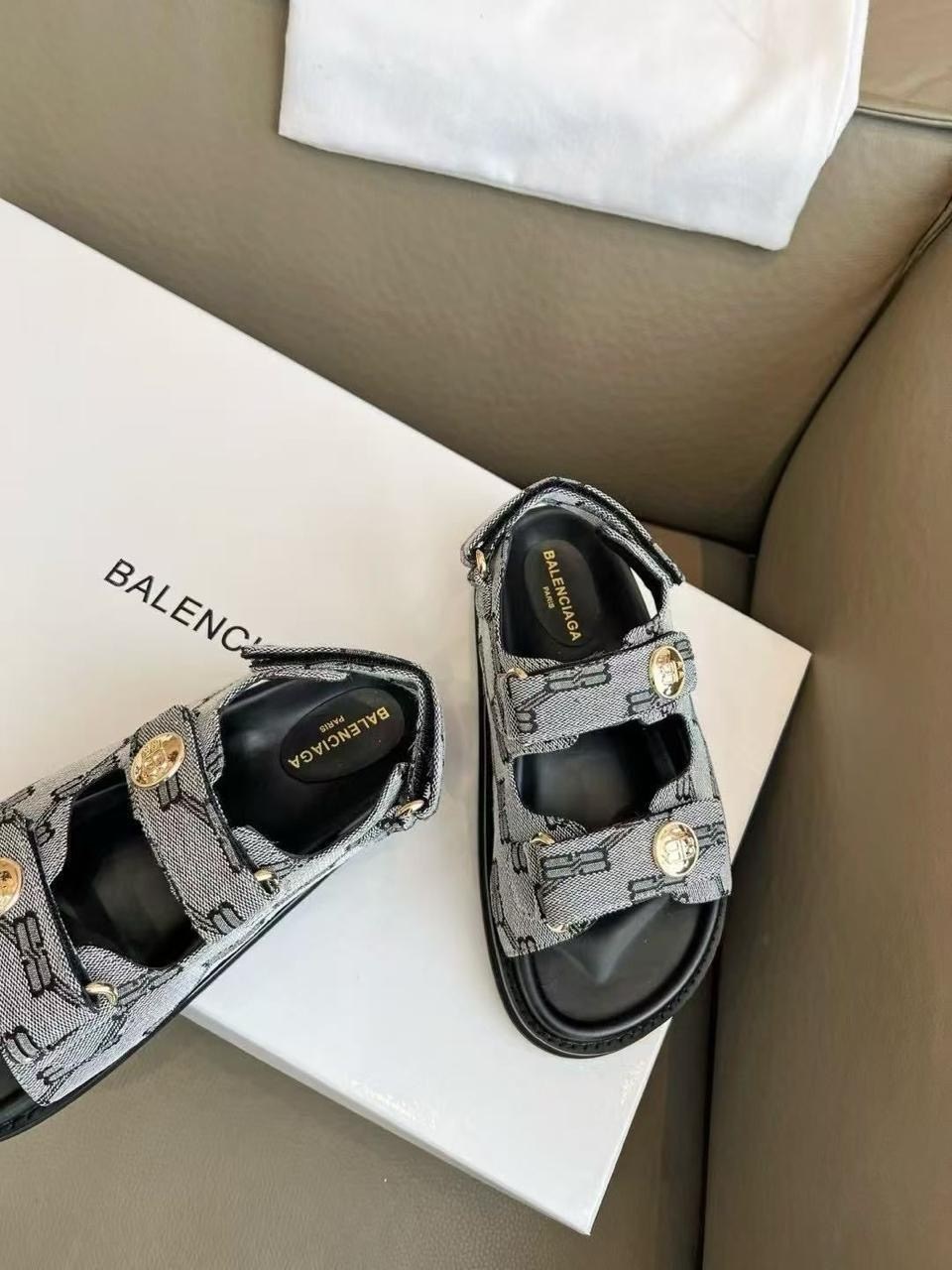 босоножки balenciaga,сандалии balenciaga,шлепанцы balenciaga,,босоножки баленсиага
