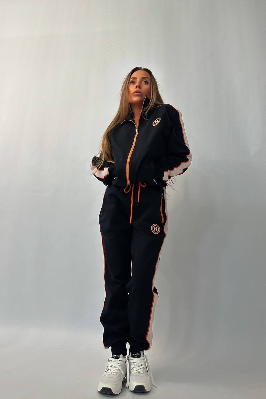 костюм спортивный,спортивный костюм женский,костюм женский,спортивная одежда для женщин,спортивная мода