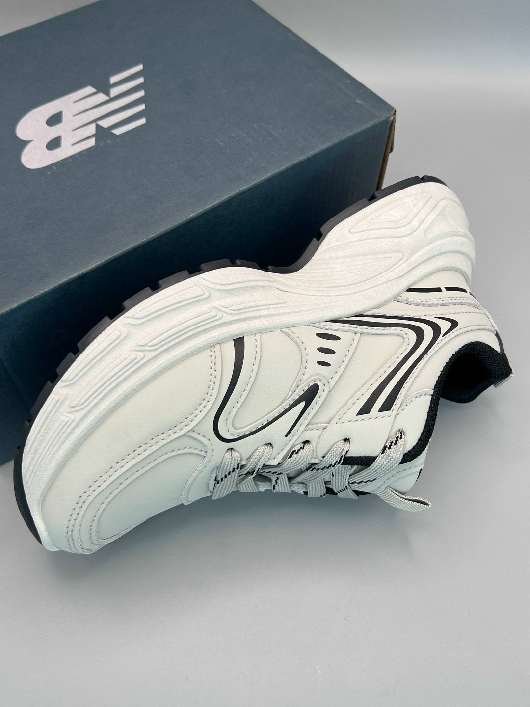 женские кроссовки,кроссовки,массивные кроссовки,белые кроссовки,белые кроссовки женские