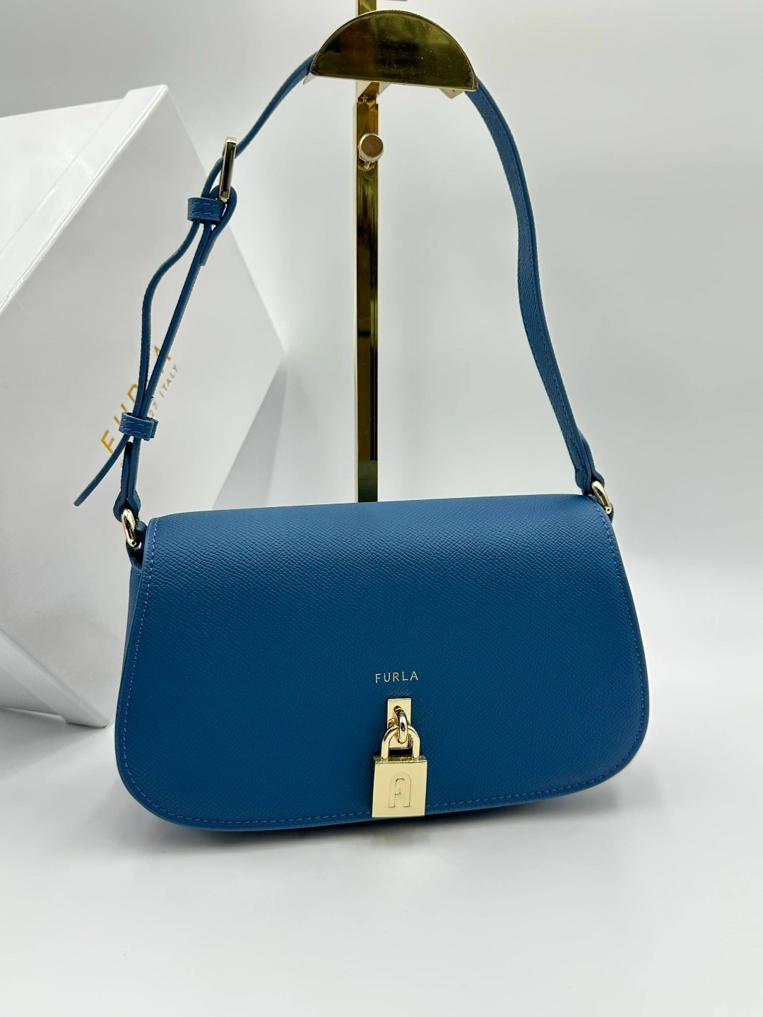 сумка furla,сумка женская furla,сумки через плечо furla,сумки фурла,сумка на плечо furla