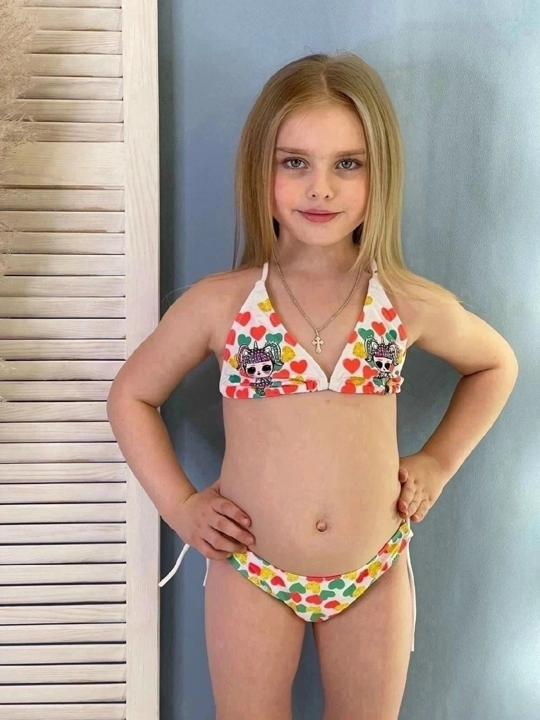 купальник для девочек,купальник раздельный для девочек,девочки 10 лет в купальниках,детский показ купальников,детский купальник