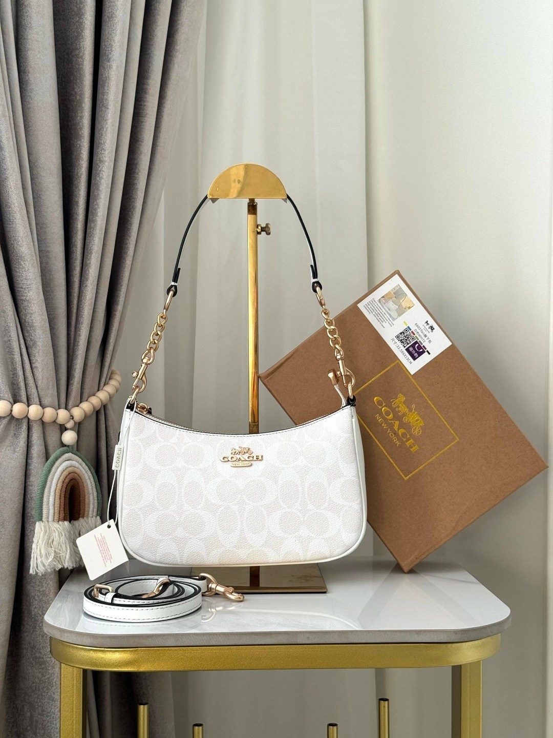 сумка coach на плечо,сумка coach,женская сумка coach,сумка,брендовые сумочки