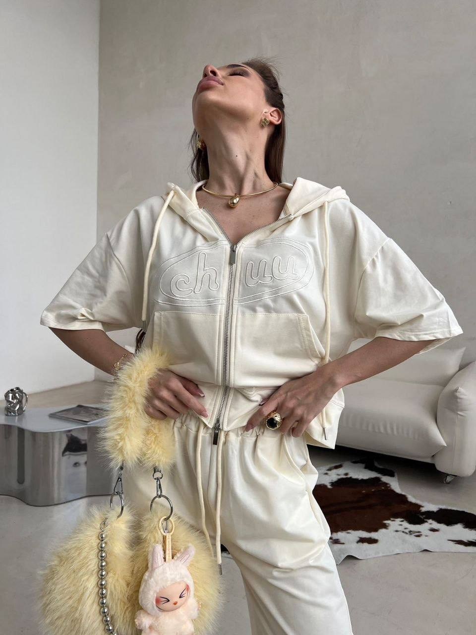 женские костюмы,стильные костюмы,,костюм женский спортивный,костюм желтый