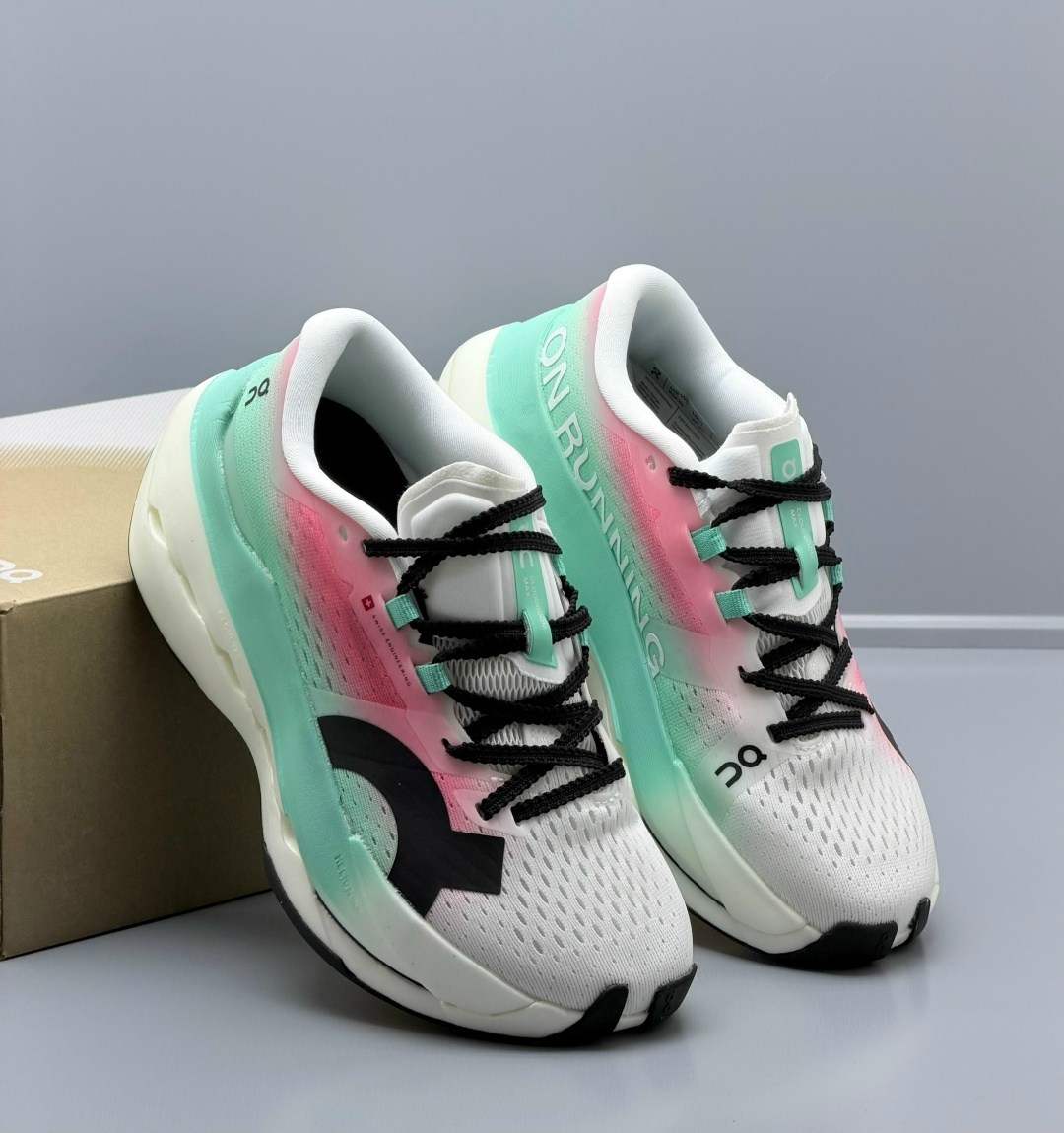 кроссовки,кроссовки беговые,женские кроссовки,спортивные кроссовки,кроссовка