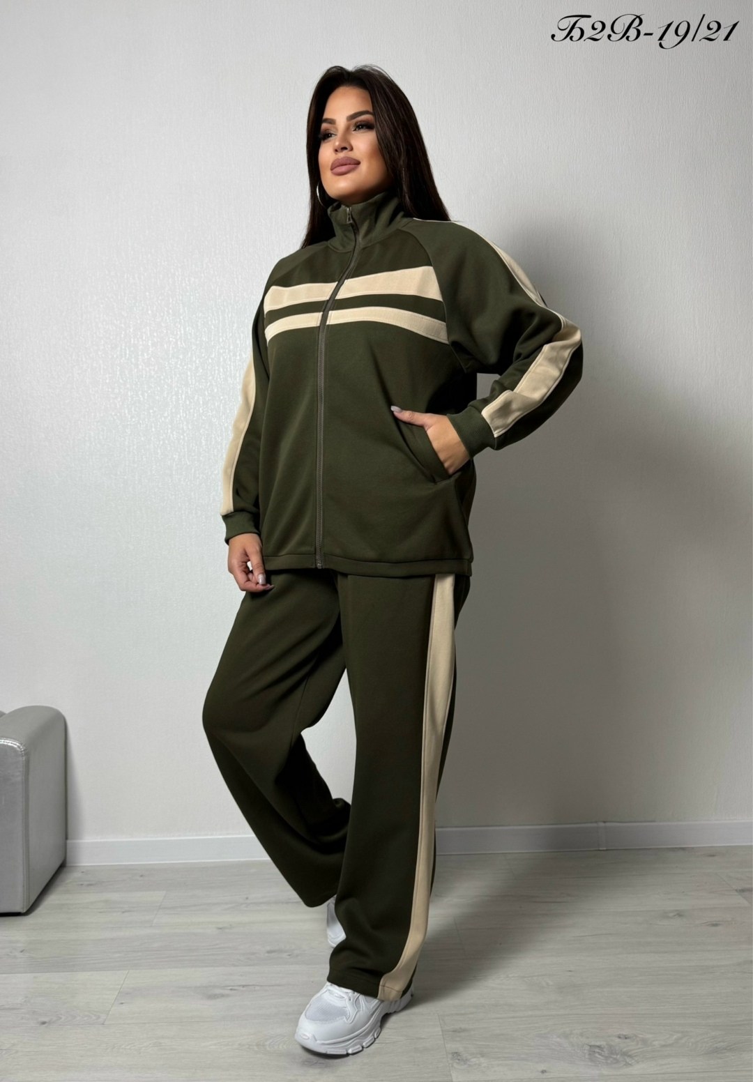 костюм женский,костюм спортивный,спортивный костюм fantazia mod 4964 молочный, светлый коричневый размер 44-54,спортивный костюм женский,костюм с брюками