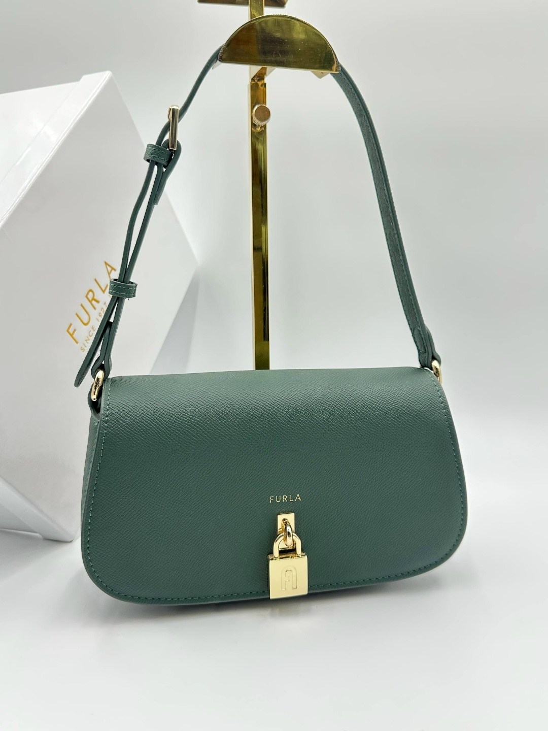 сумка furla,сумка женская furla,сумки через плечо furla,сумки фурла,сумка на плечо furla