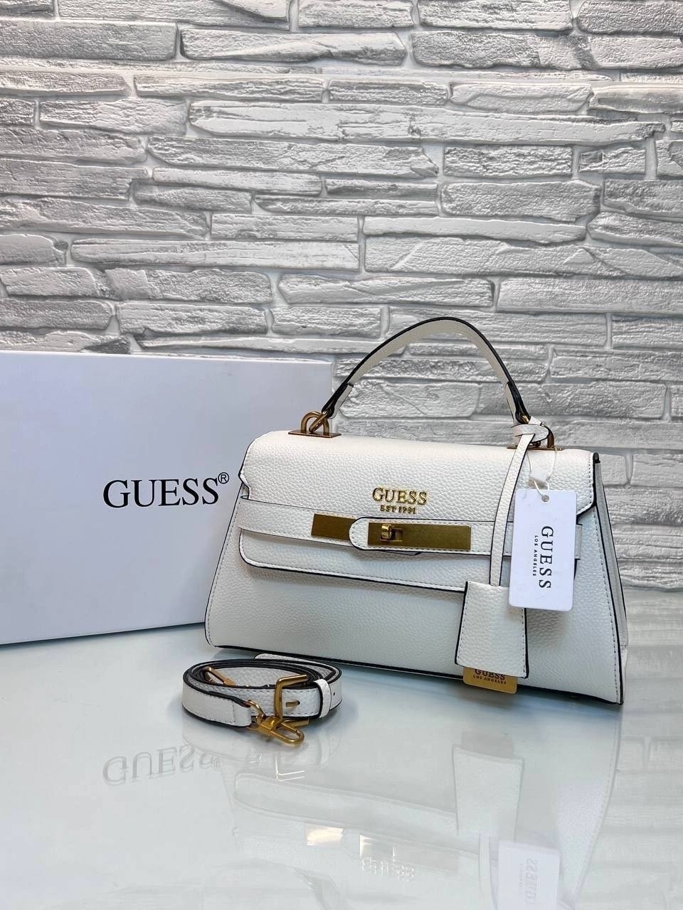 женская сумка guess,guess сумка на плечо,сумка guess,guess сумка кросс-боди,женская сумка через плечо guess