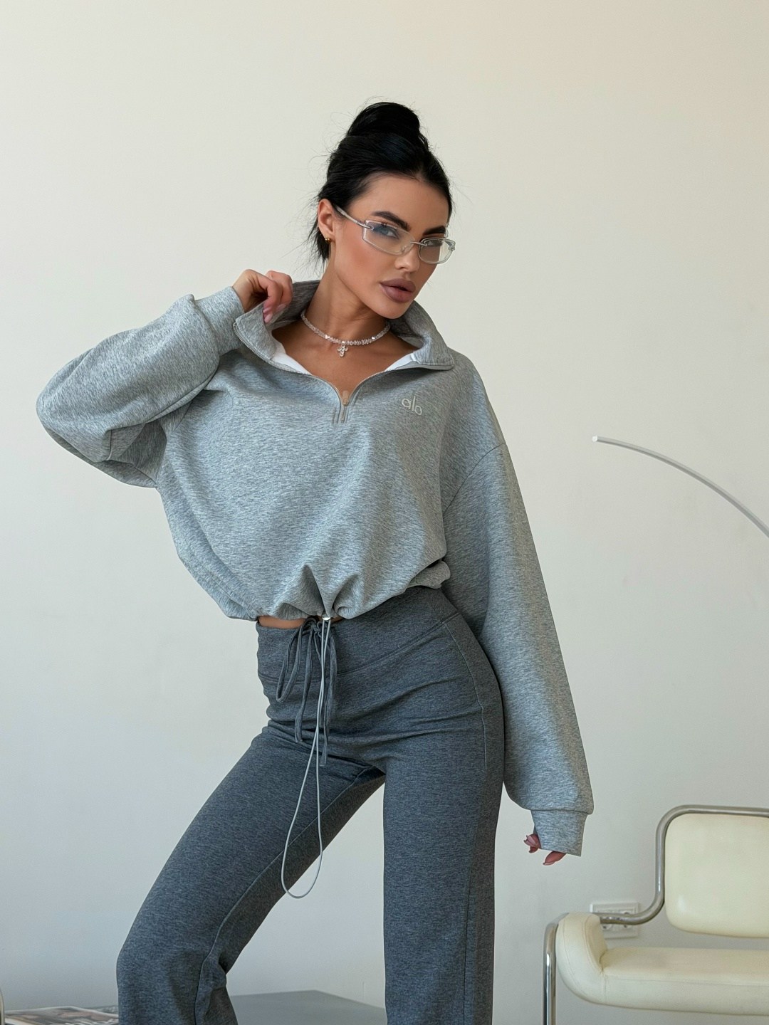серый свитшот,трикотажные костюмы,свитшот женский,кофта женская,спортивный костюм трикотажный