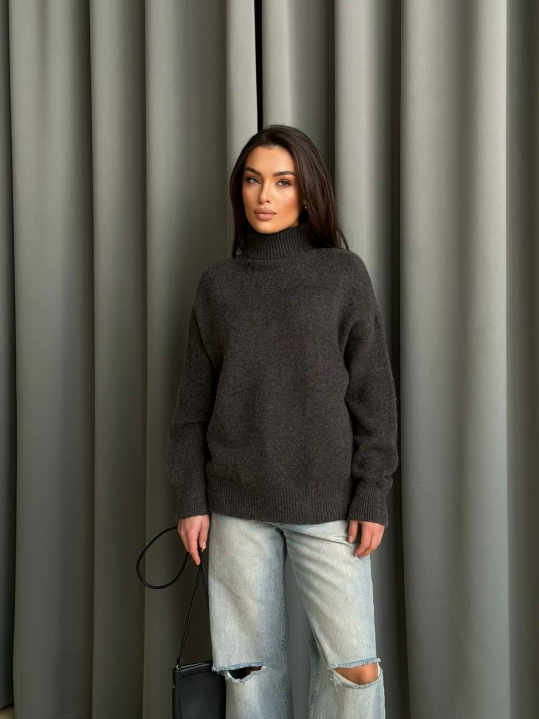 оверсайз свитер,свитер оверсайз вязаный удлиненный c горлом,свитер удлиненный оверсайз с горлом damtex,свитер удлиненный оверсайз с горлом damtex голубой,джемпер