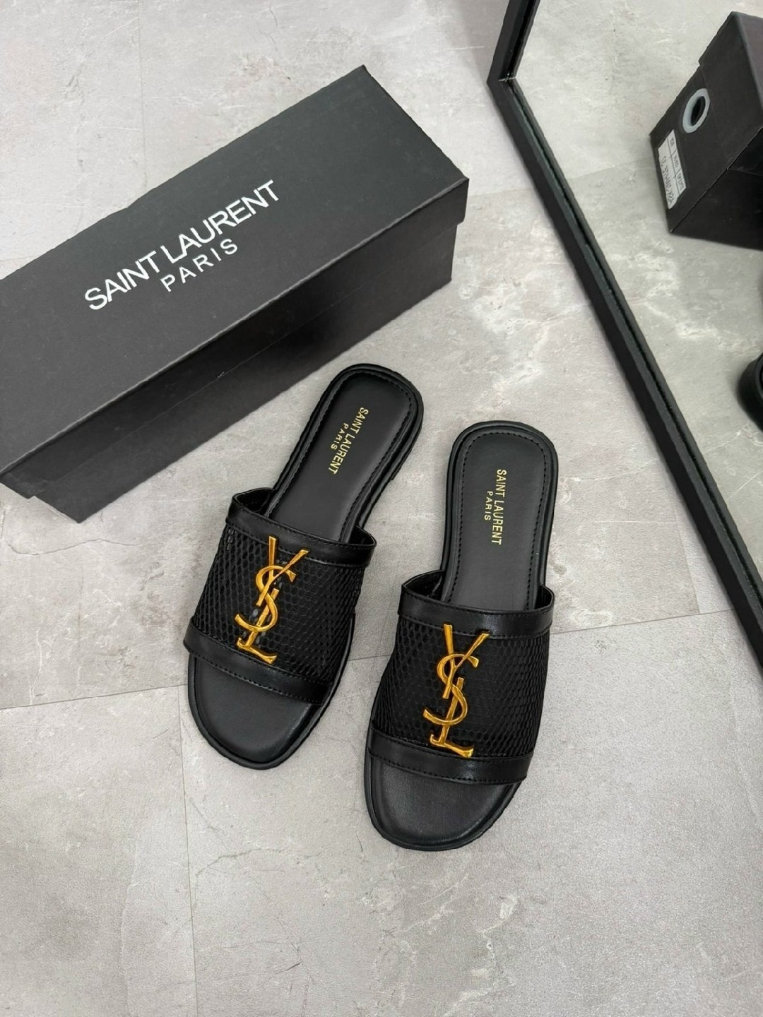 шлепки ив сен лоран,босоножки yves saint laurent,,шлепанцы женские,босоножки ysl