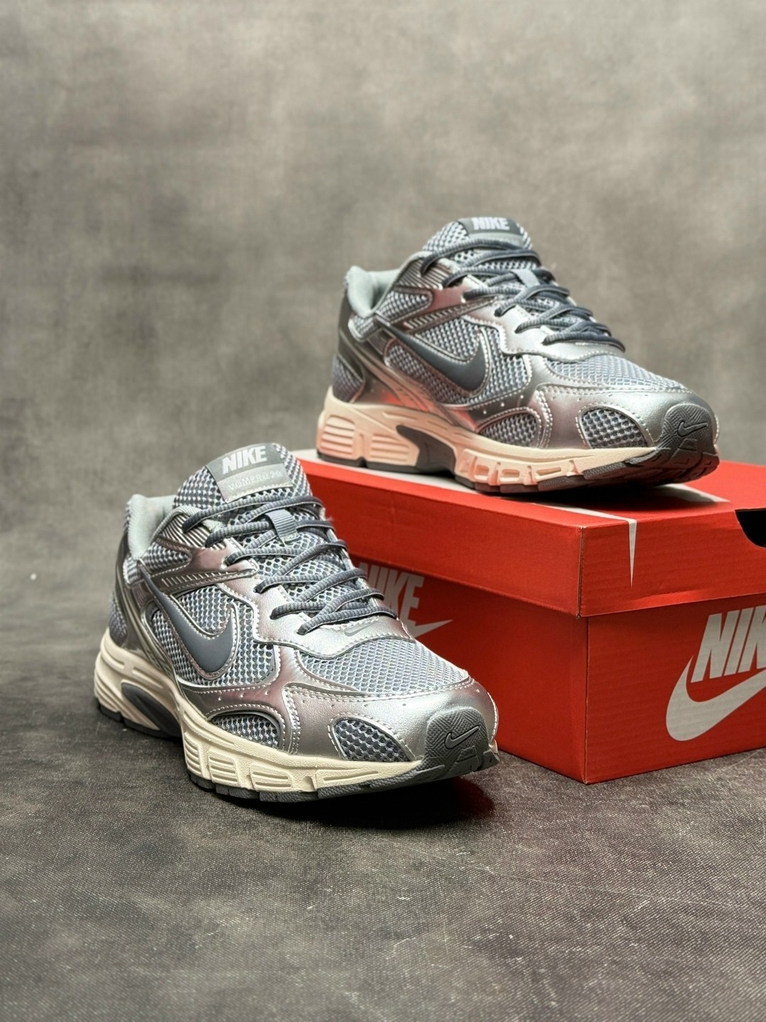 nike initiator кроссовки мужчины,кроссовки nike,женские кроссовки nike initiator серебристого цвета,кроссовки nike initiator,мужские кроссовки найк