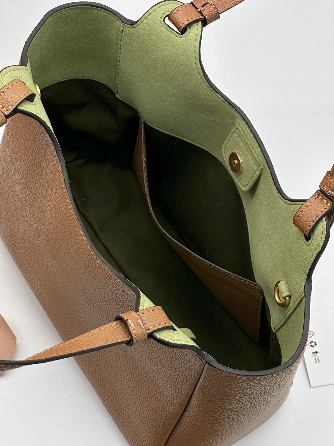 сумка,сумка женская miu miu,сумки miu miu,брендовая женская сумка,женская сумка