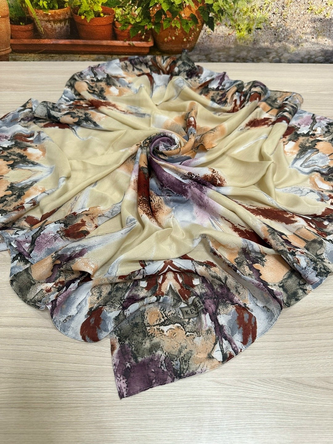 шарфы и платки,платки женские,платок женский шелковый,платок палантин,платки шелковые