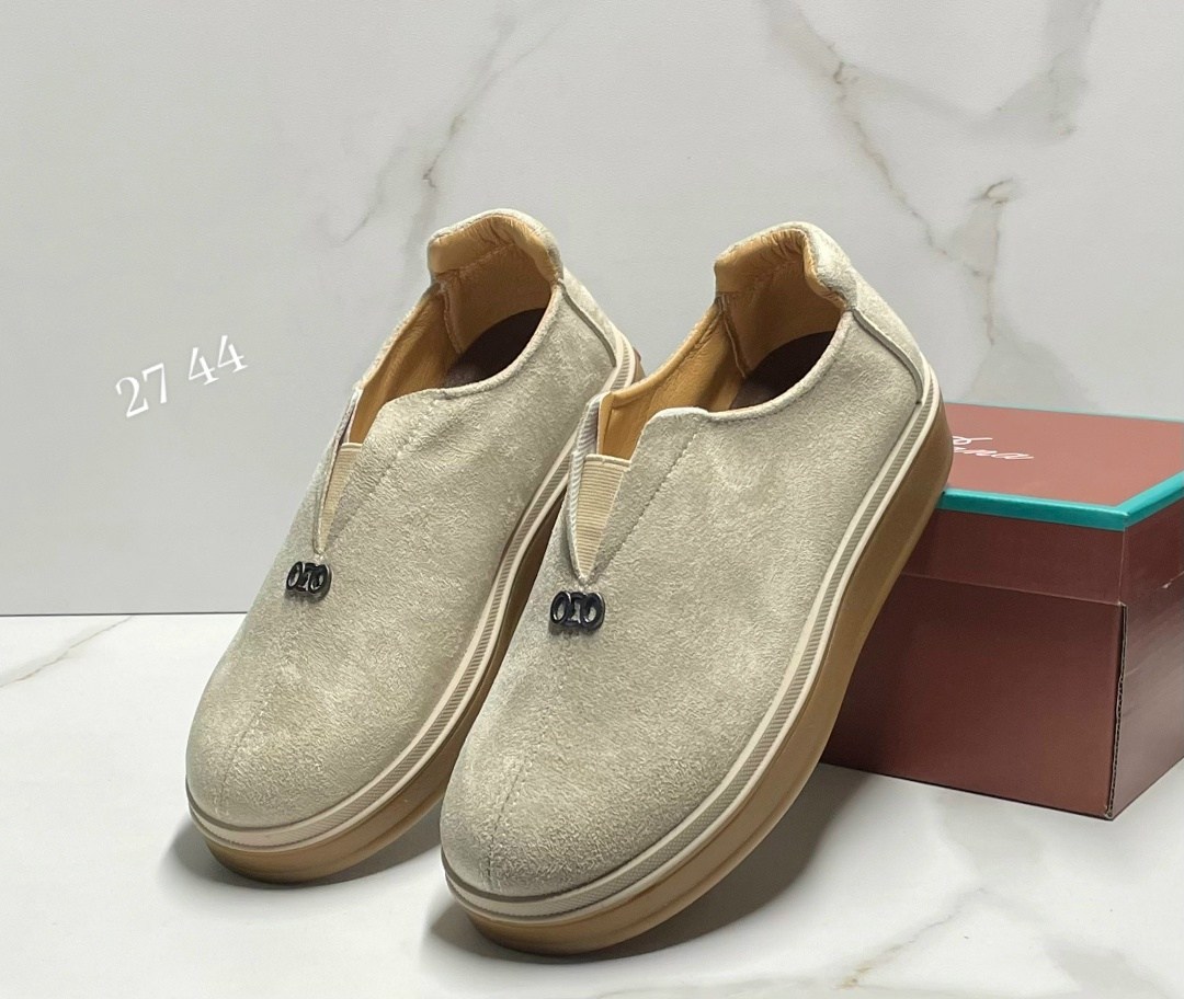 ,лоферы слипоны из натуральной замши loro piana,лоферы loro piana,лоферы слипоны из натуральной замши loro piana цвет абрикосовый,замшевые лоферы loro piana