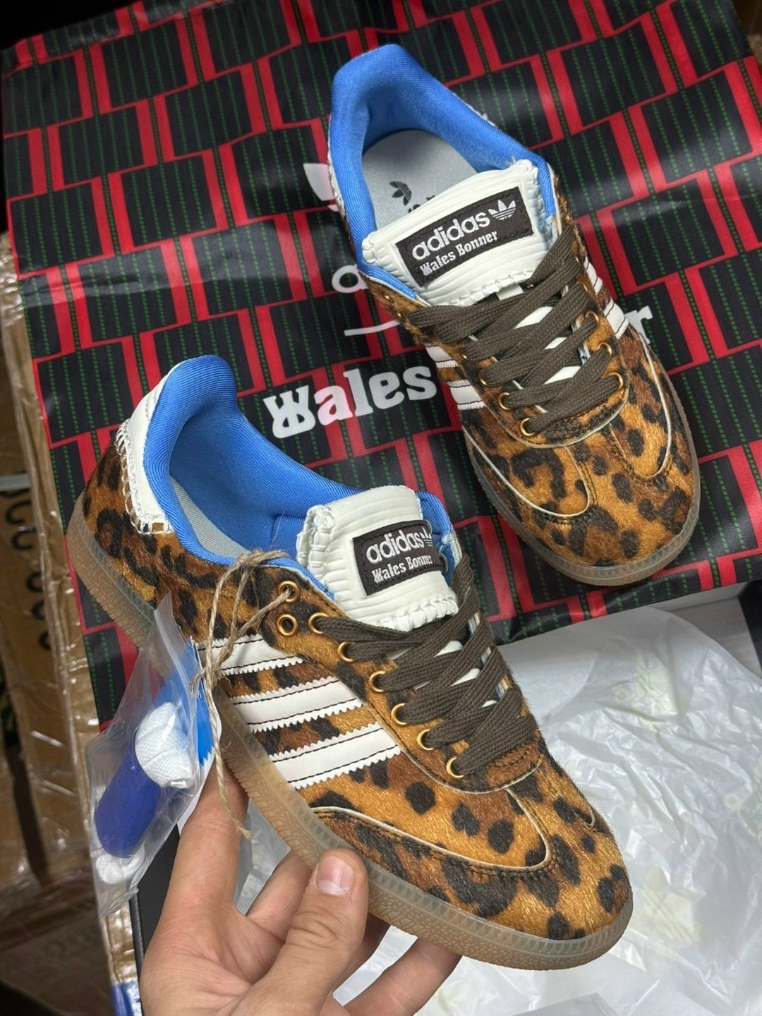 кроссовки адидас леопардовые,кроссовки adidas wales bonner леопард samba leopard,леопардовые адидас самба,кроссовки samba wales bonner леопард adidas,адидас леопардовые