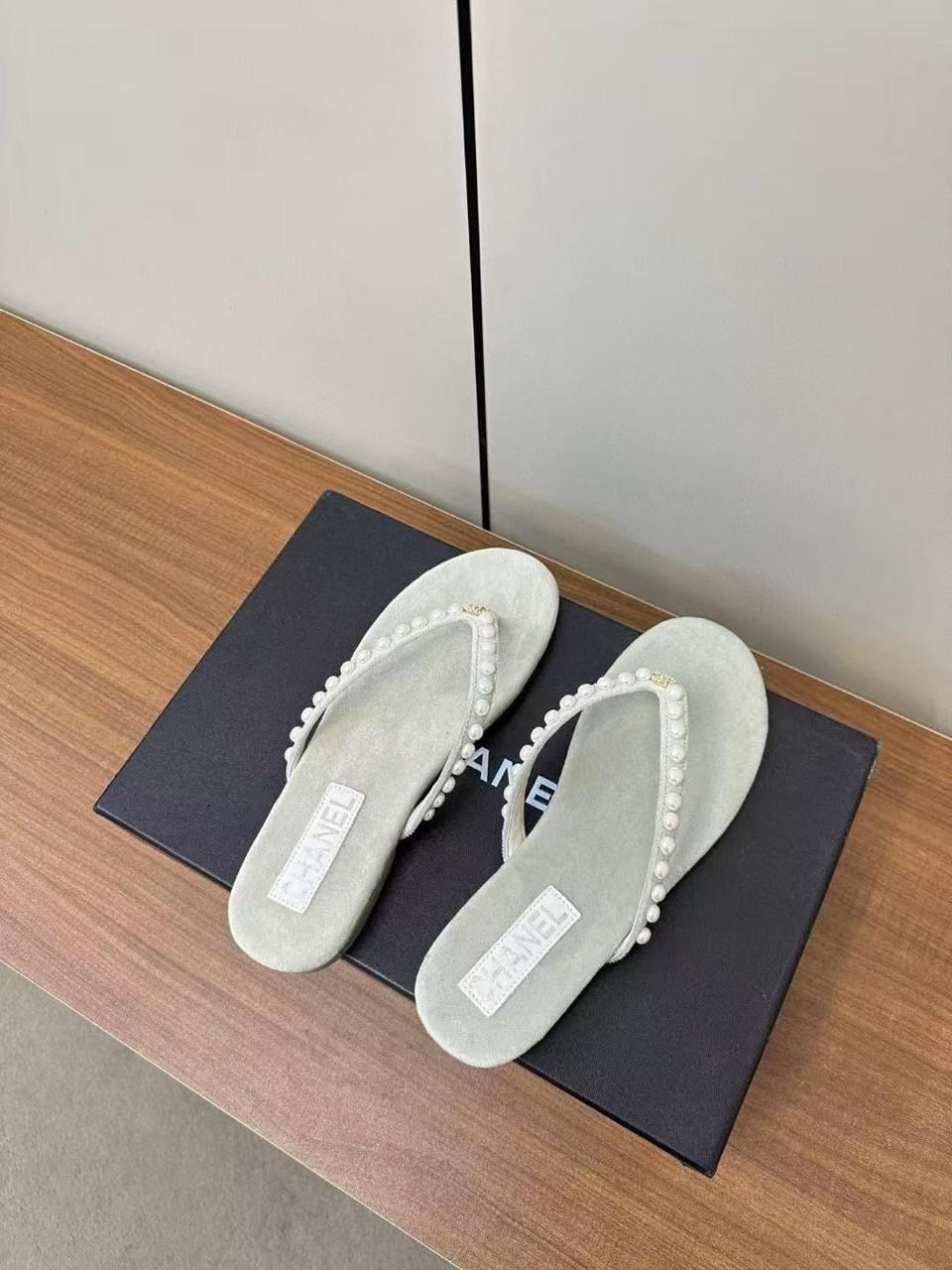 шлепанцы chanel,,шлепки шанель,шлепанцы женские,chanel шлепанцы женские