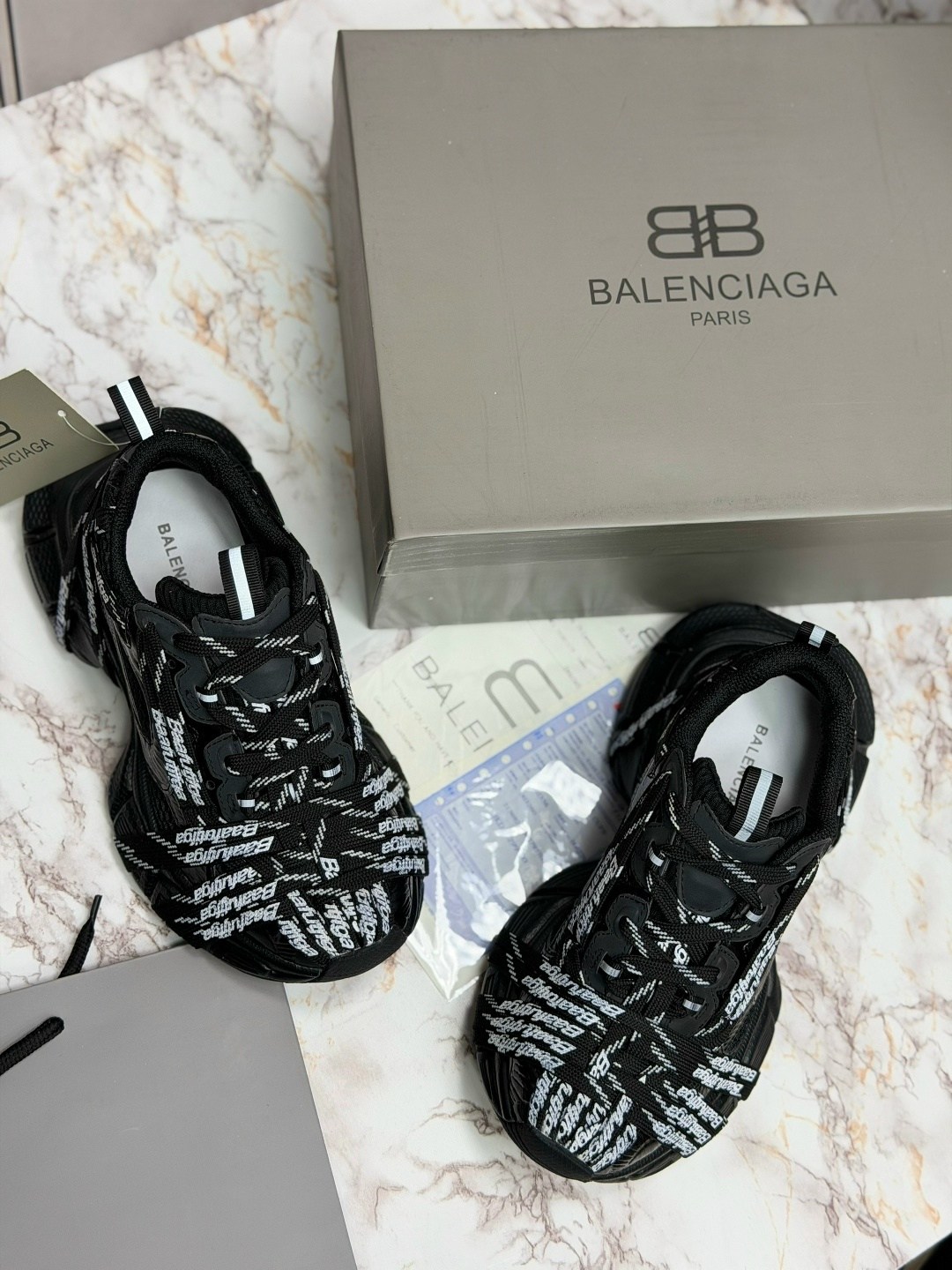 кроссовки женские balenciaga,кроссовки balenciaga,кроссовки balenciaga 3xl женские,кроссовки balenciaga 3 xl,кроссовки спортивные мужские летние balenciaga