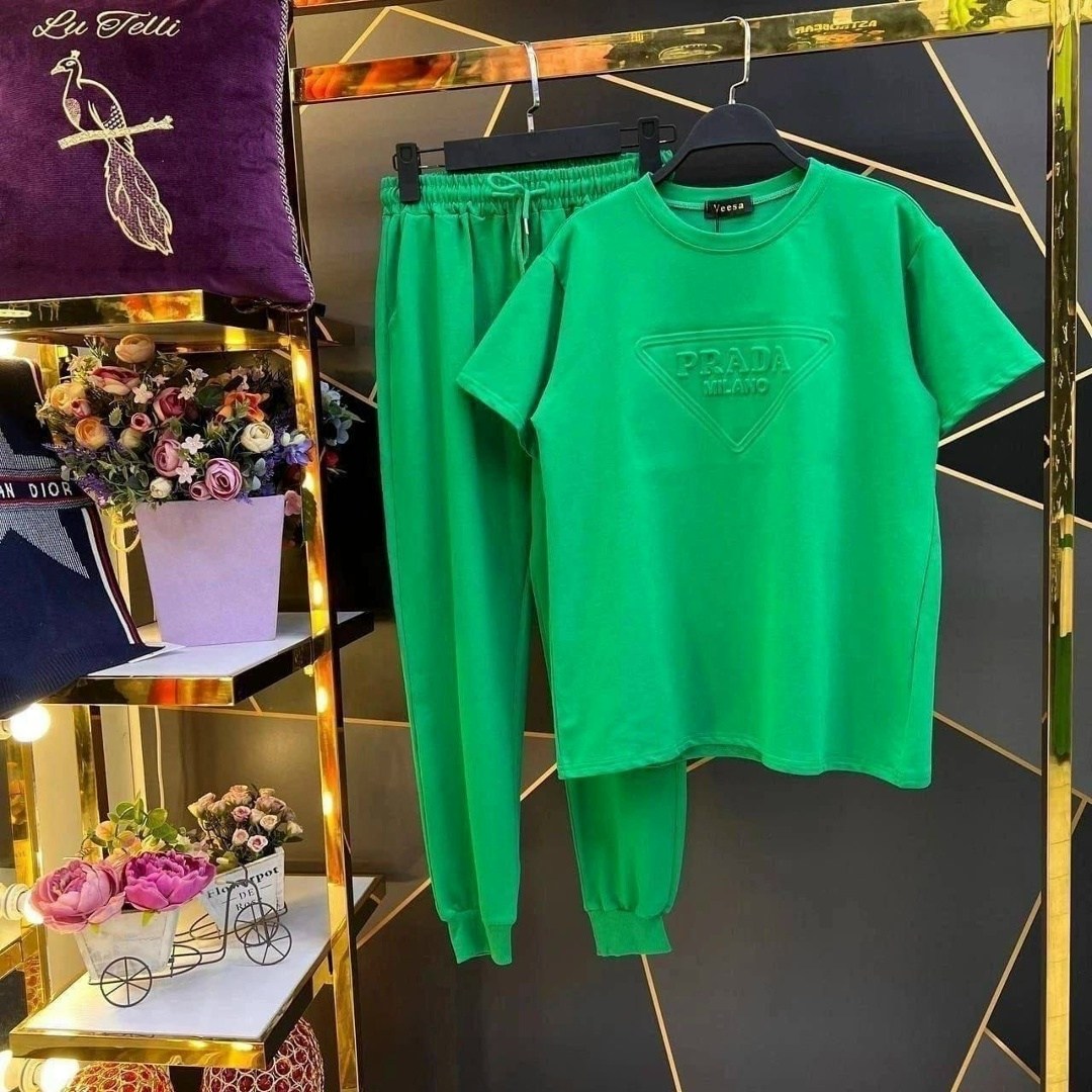 костюм женский двойка,спортивные костюм,спортивные костюмы женские,спортивний костюм двойка прада,костюм женский