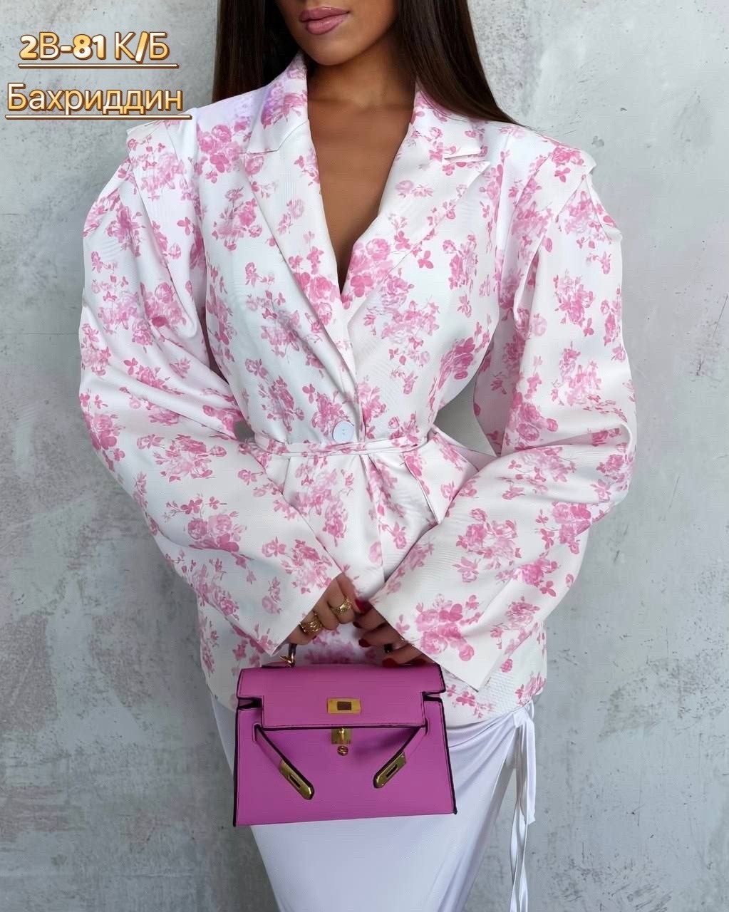 стильные костюмы,пиджак розовый,женские пиджаки,пиджак женский оверсайз,костюм с принтом