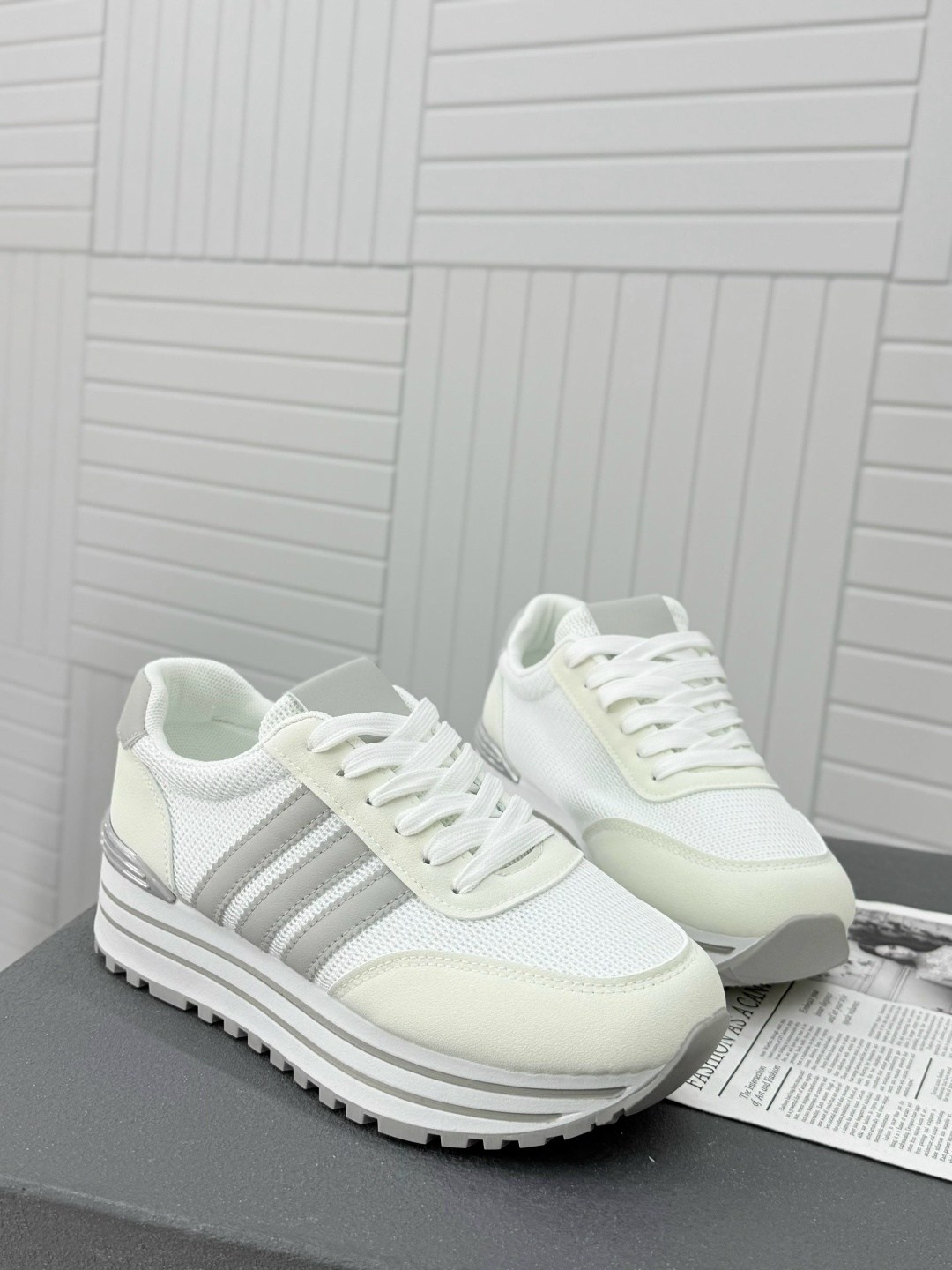 женские кроссовки,кроссовки женские модные,кроссовки модные,кроссовки для женщин,повседневные кроссовки