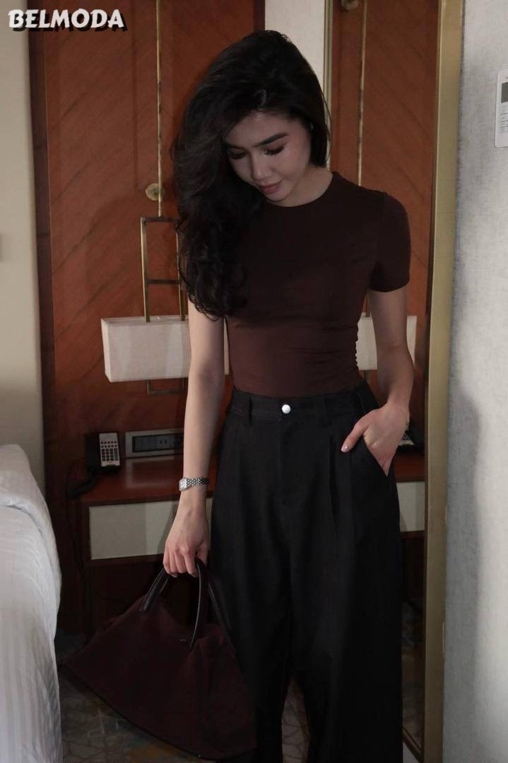 джинсах,джинсы брюки,женские джинсы,женская футболка