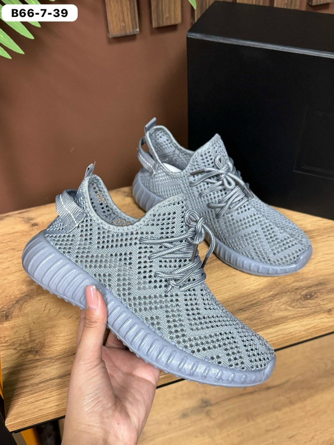 кроссовки,кроссовки женскиe,кроссовки изи,кроссовки тряпочные,изики кроссовки