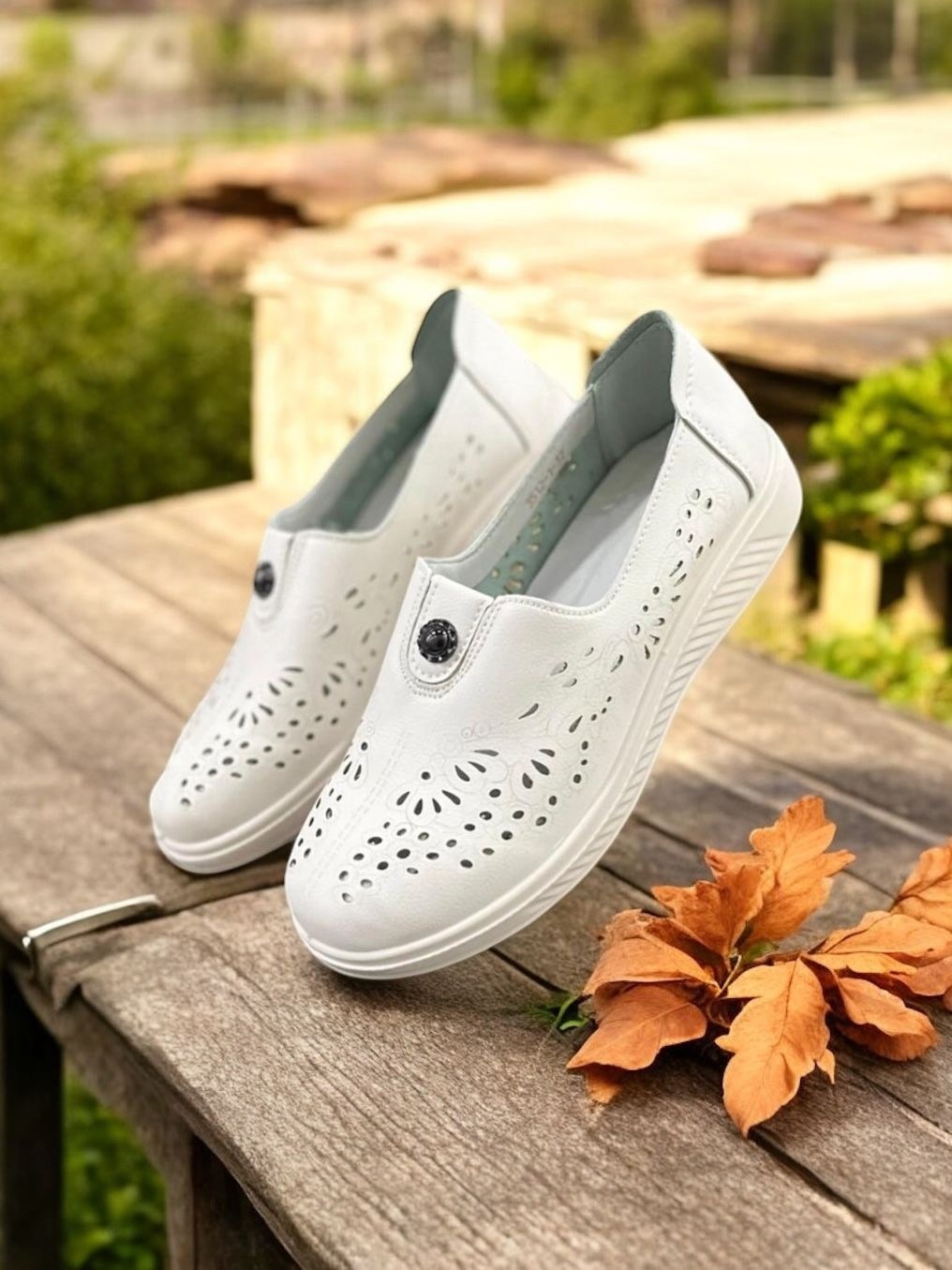 ,туфли женские белые с перфорацией,туфли женские,туфли женские белые кожаные с перфорацией,туфли с перфорацией