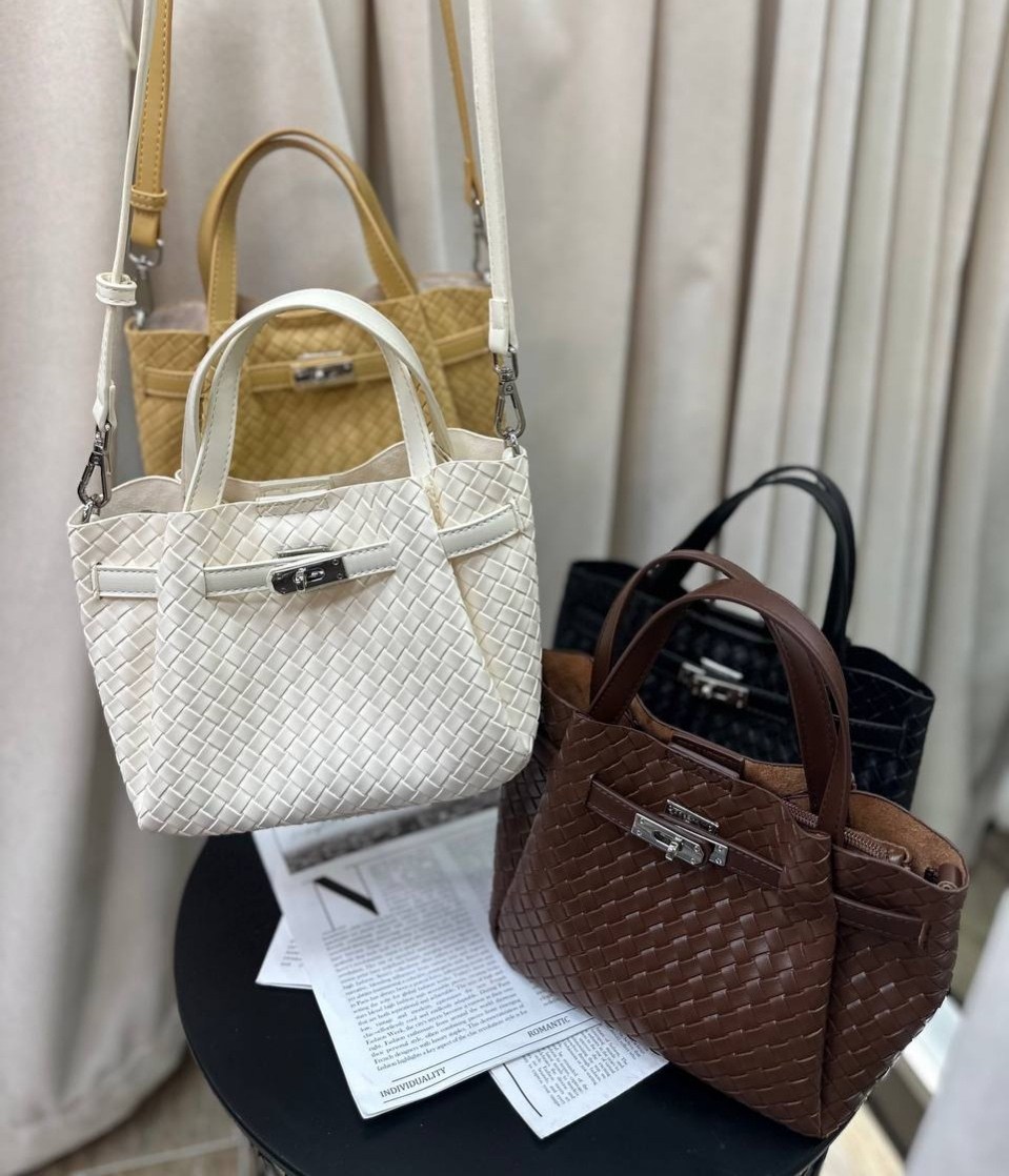 модная женская сумка,стильные костюмы,модная сумка,стильные образы