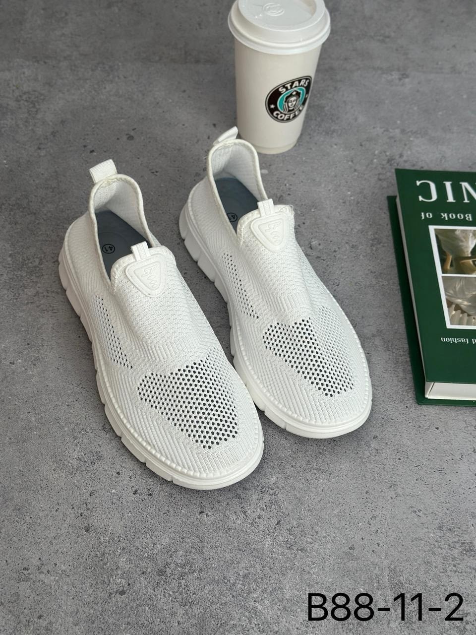 ,слипоны мужские,спортивная ,кроссовки для мужчина,слипоны suyiya