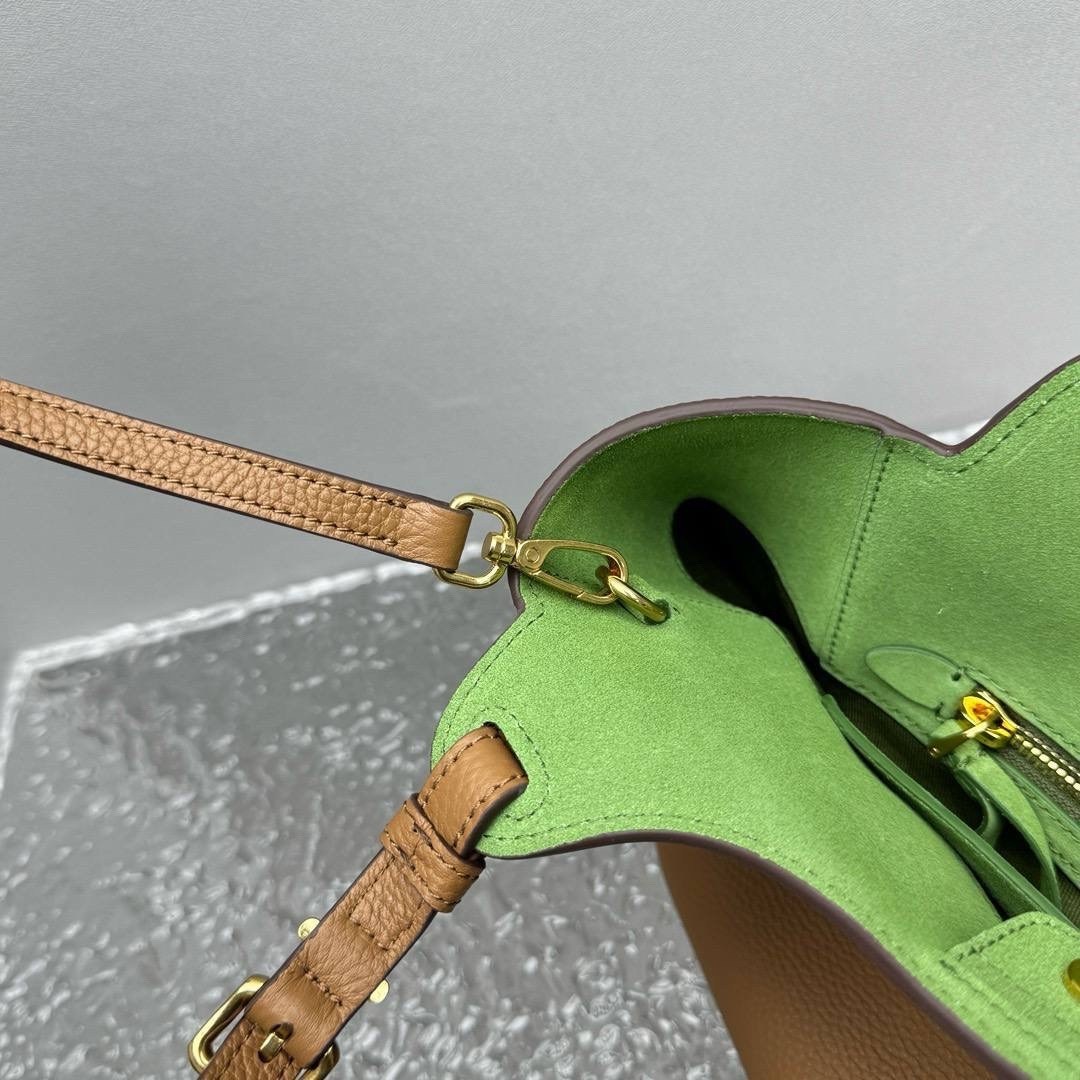 сумки,сумка женская miu miu,сумки женская,сумка prada женская,сумка