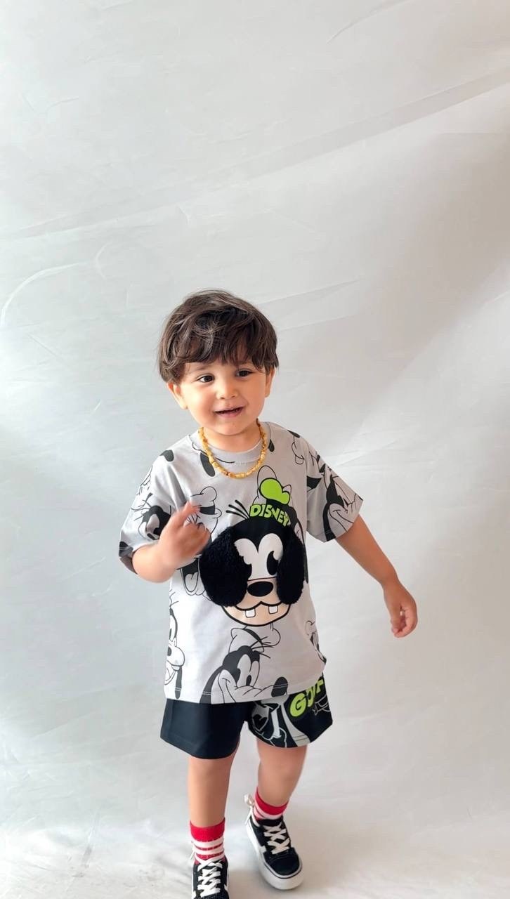 комплект одежды,комплект одежды для мальчика,костюм зара с микки маусом,футболки комплект,костюм комплекты