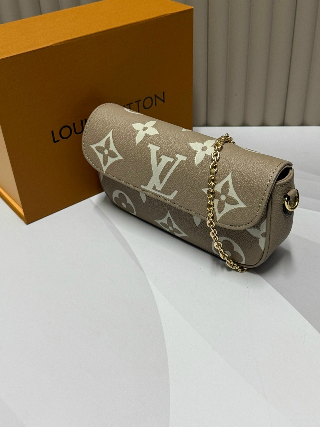 сумка louis vuitton,louis vuitton сумка на плечо,сумка женская louis vuitton,брендовые сумочки,кросс боди louis vuitton