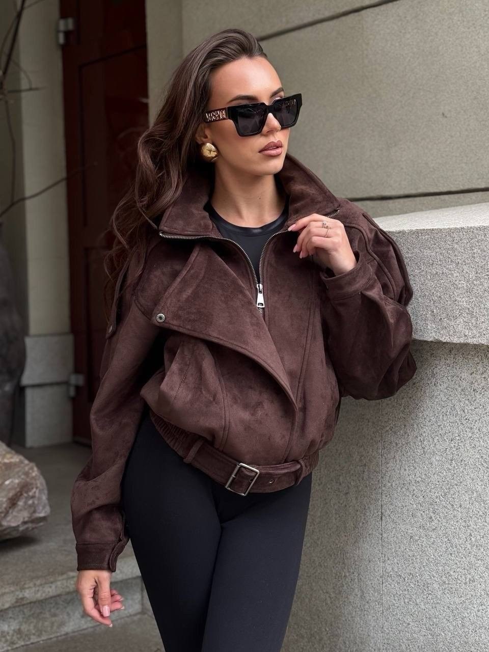 женская куртка бомбер из эко замши коричневого цвета,куртка замшевая,модная куртка,куртка замшевая женская,бомбер куртка