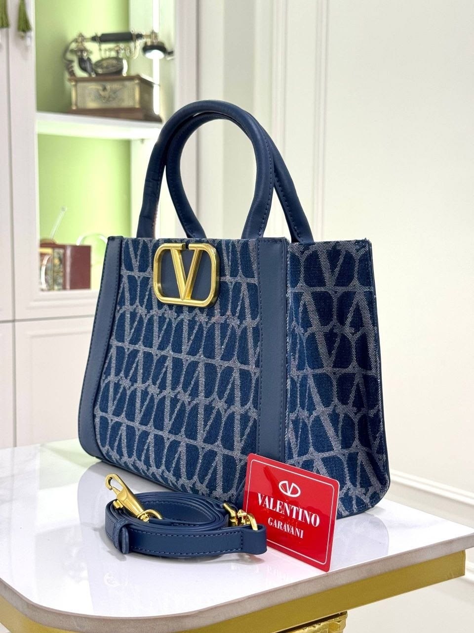 сумка,valentino сумка,женская сумка,сумки валентино,модная сумка