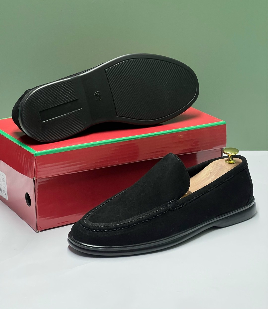 замшевые лоферы loro piana,мужские лоферы loro piana,лоферы loro piana,мужские замшевые лоферы,лоферы из натуральной замши loro piana