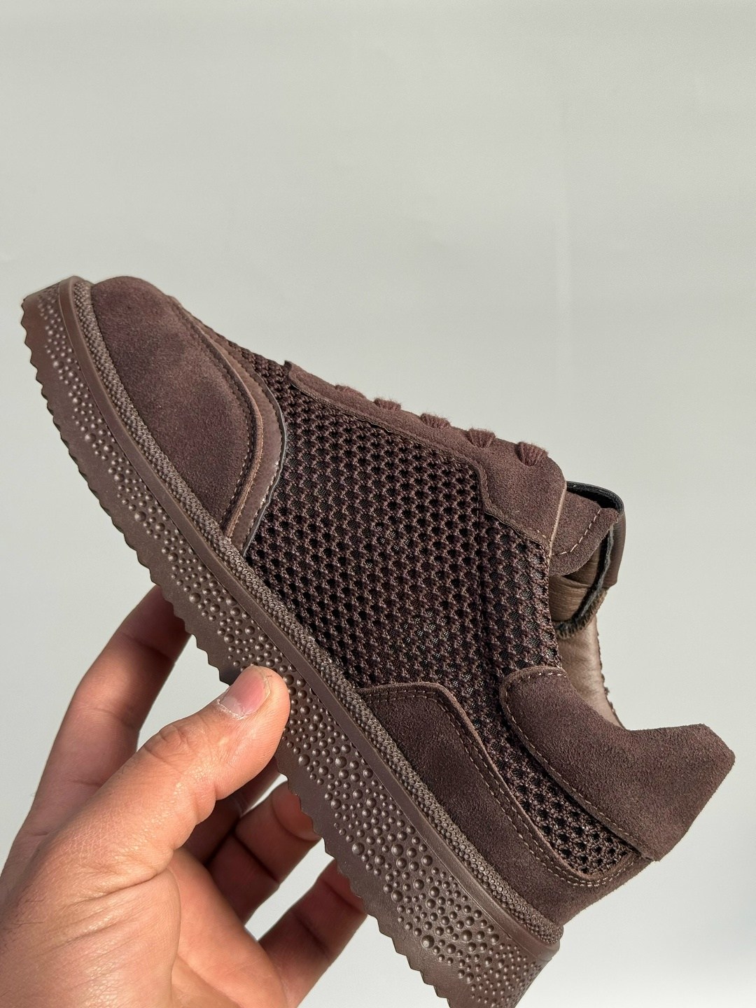 ,спортивная ,мужская ,кеды кроссовки,коричневые кроссовки