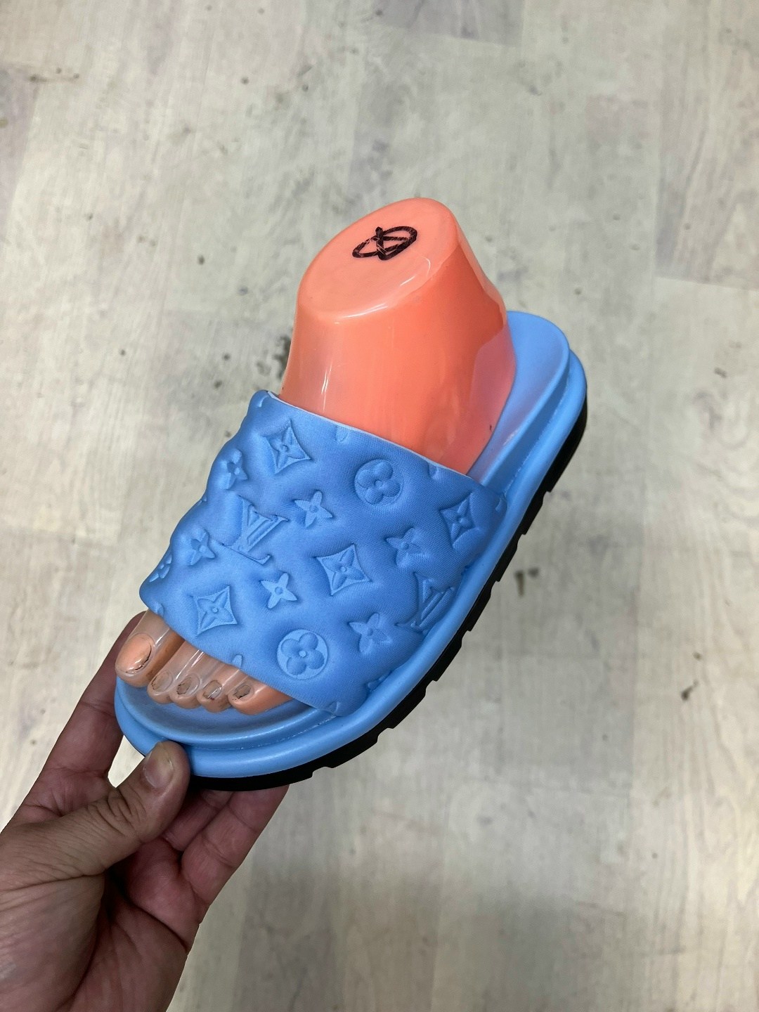 тапочки гуччи женские,шлепанцы женские,,шлепанцы gucci женские,шлепки гуччи женские