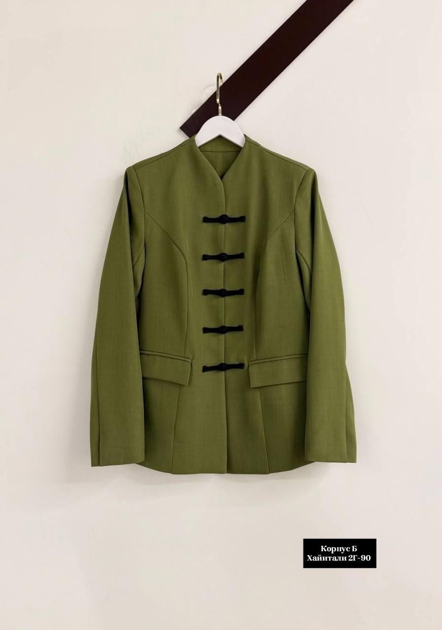 женский пиджак со стойкой воротником,однобортный блейзер с воротником-стойкой dolce & gabbana черный,осенний черный пиджак в китайском стиле с воротником-стойкой,женские жакеты,приталенный жакет