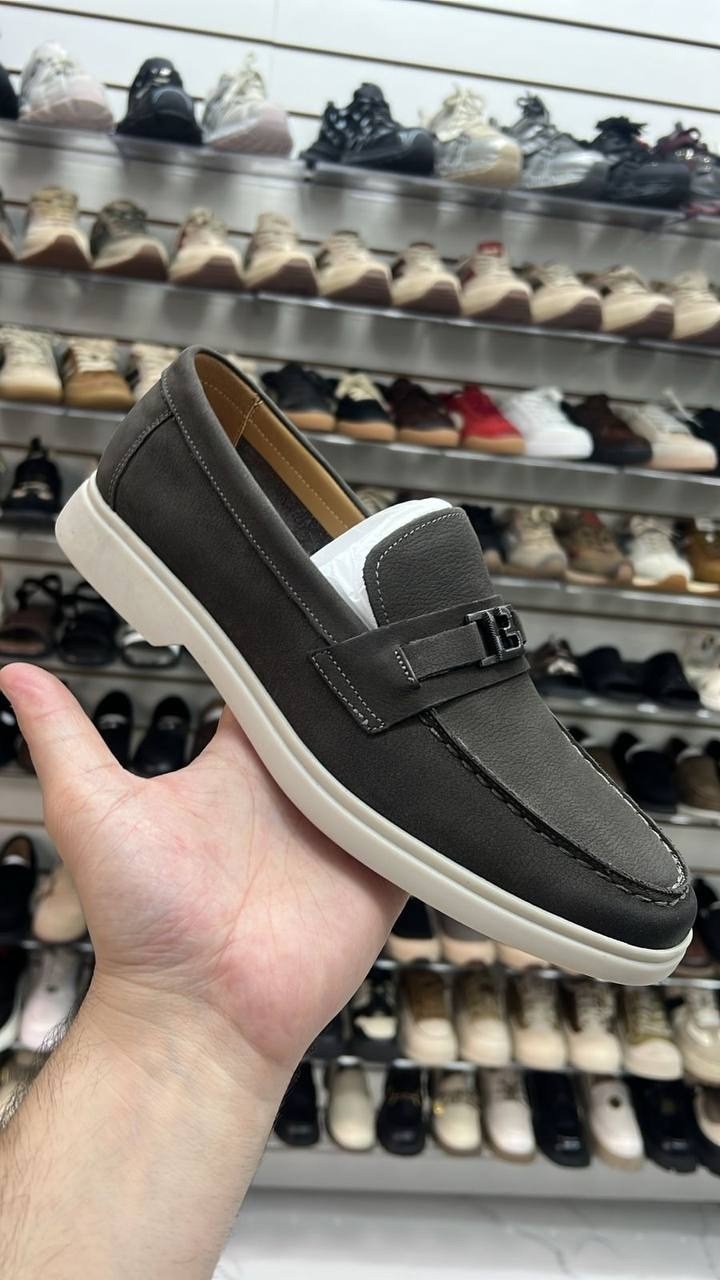 ,мужские замшевые лоферы,лоферы мужские,лоферы loro piana мужские,мужская