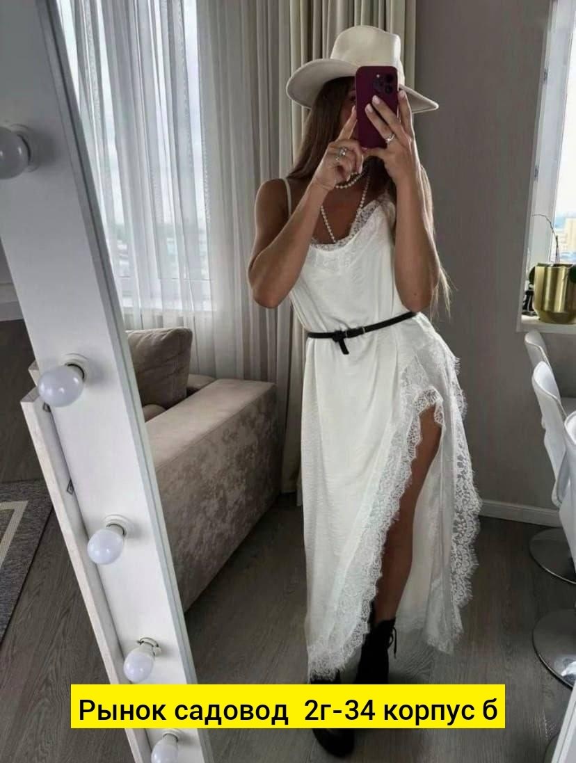 платье комбинация с кружевом,шелковое платье с кружевами,платье миди,нарядное платье,платье комбинация с кружевом и разрезом