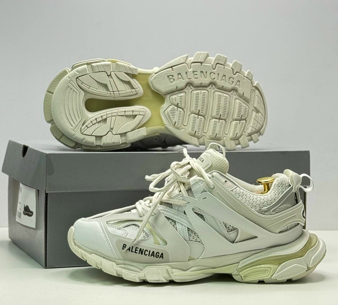 кроссовки balenciaga,кроссовки balenciaga track,кроссовки женские balenciaga,кроссовки баленсиага женские оригинал,мужские кроссовки balenciaga track белые с серым