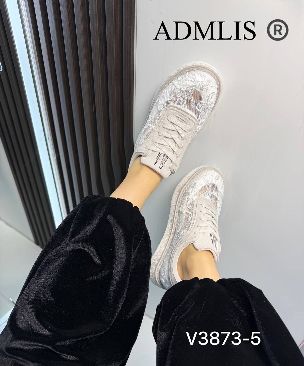 , женская,спортивная ,обуви,женские кроссовки